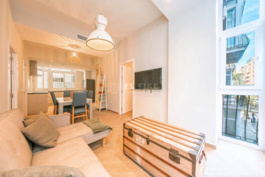 3 Bed Middle Floor Apartment for sale in Malaga Centro, Costa del Sol