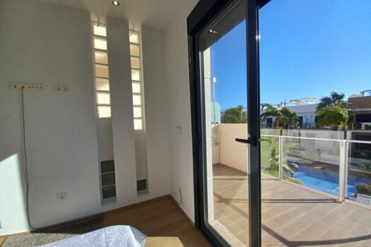 2 bedroom Townhouse for sale in La Zenia