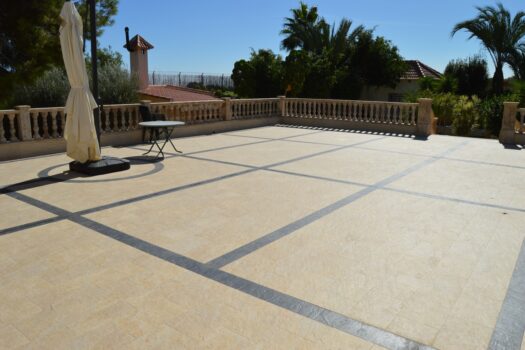 8 bedroom Villa for sale in Algorfa