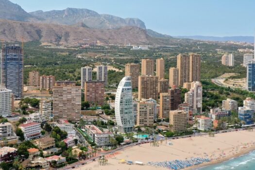 3 bedroom Apartment for sale in Benidorm