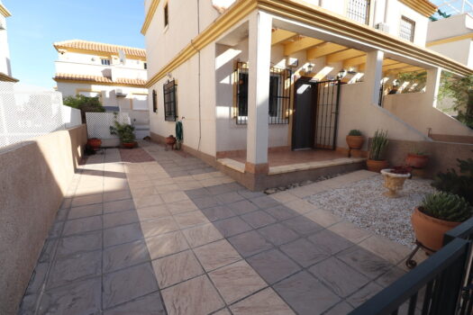2 bedroom Townhouse for sale in Algorfa