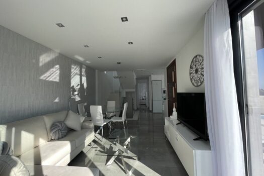 3 bedroom Villa for sale in Torrevieja