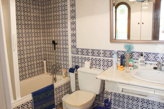 5 bedroom Townhouse for sale in Guardamar del Segura