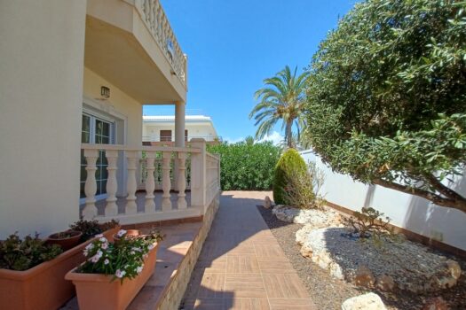 5 bedroom Villa for sale in Cabo Roig