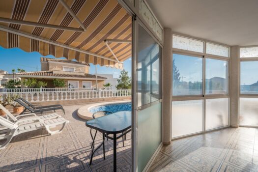 4 bedroom Villa for sale in Benijofar