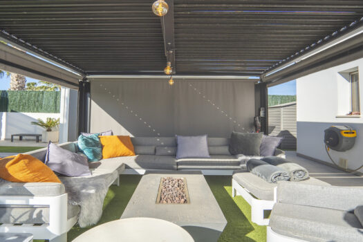 4 bedroom Villa for sale in Guardamar del Segura