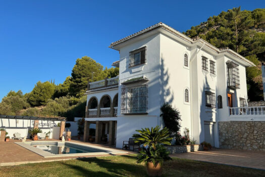 5 Bed Detached Villa for sale in Mijas, Costa del Sol