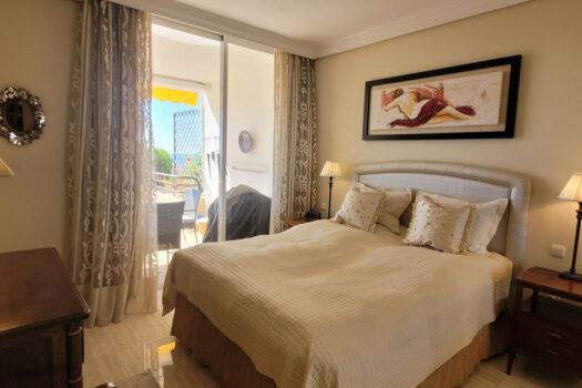 2 Bed Ground Floor Apartment for sale in Riviera del Sol, Costa del Sol