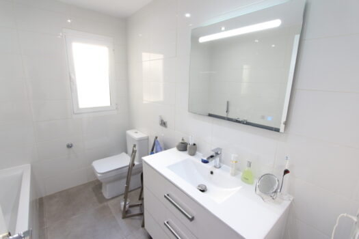 4 bedroom Apartment for sale in Guardamar del Segura