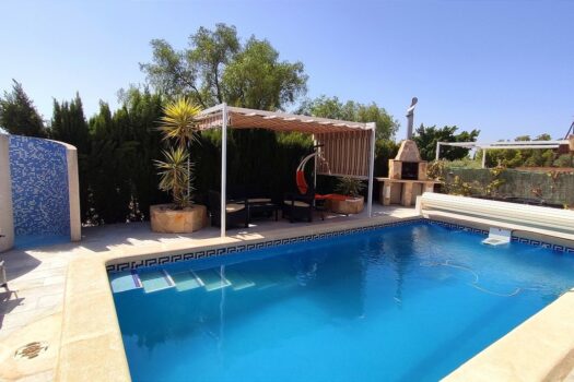 5 bedroom Finca for sale in Elche
