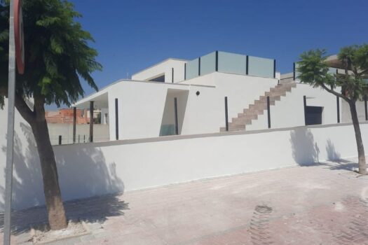 3 bedroom Villa for sale in Fortuna