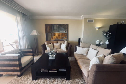 2 Bed Ground Floor Apartment for sale in Nueva Andalucia, Costa del Sol