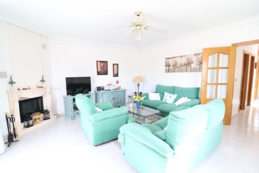 3 bedroom Villa for sale in Torrevieja