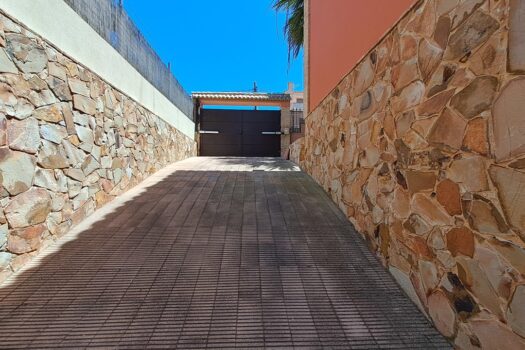 5 bedroom Villa for sale in Torrevieja