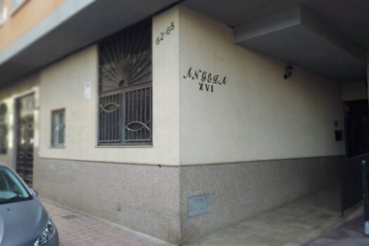 Parking close to the center