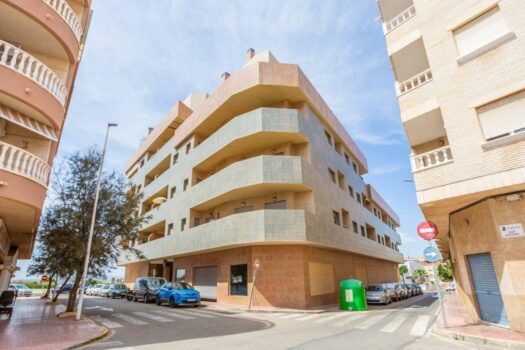 Spectacular apartment with views of the sea and the La Mata lagoon