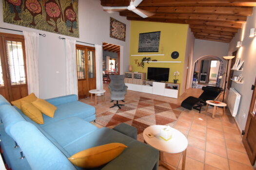 7 bedroom Finca for sale in Catral