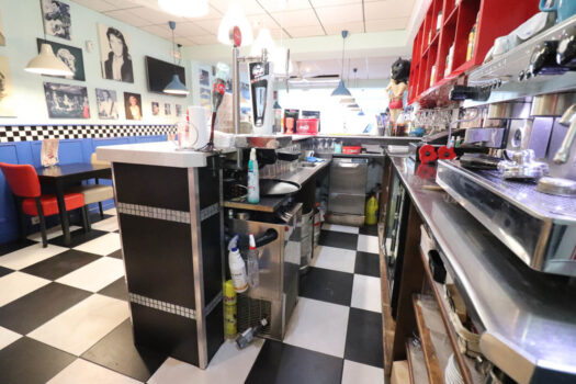 Commercial for sale in Benimar