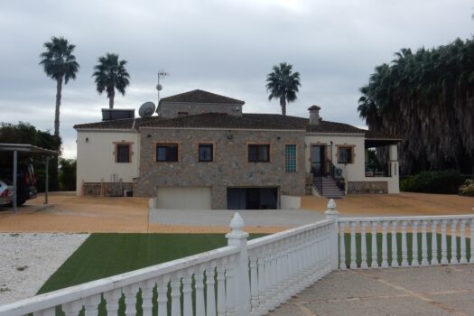 4 bedroom Finca for sale in Bigastro