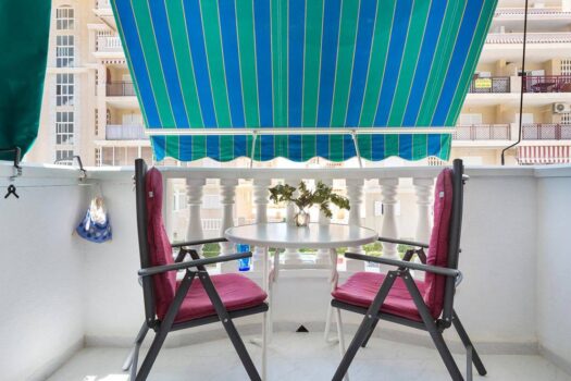 Apartment in Viñamar 6, south with sea views