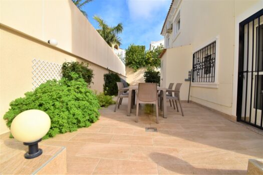 5 bedroom Villa for sale in Orihuela Costa