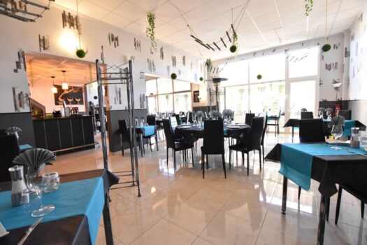 Commercial for sale in Algorfa