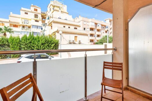 Fantastic apartment with swimming pool in the solarium