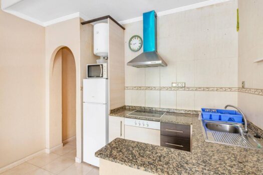 Fantastic apartment with swimming pool in the solarium