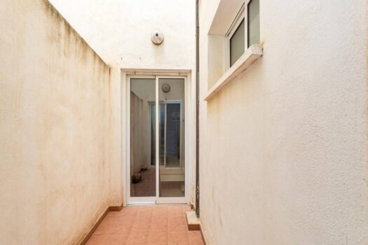 Fantastic apartment with swimming pool in the solarium