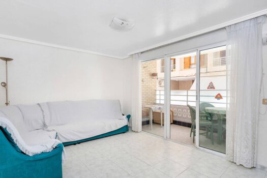 Opportunity in La Mata with 3 bedrooms