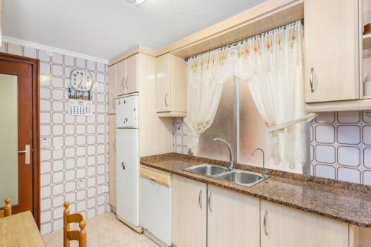 Opportunity in La Mata with 3 bedrooms