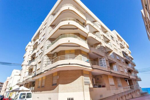 Opportunity in La Mata with 3 bedrooms