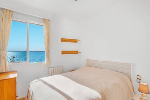 Magnificent apartment facing Playa del Cura!!