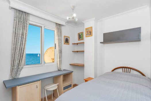 Magnificent apartment facing Playa del Cura!!