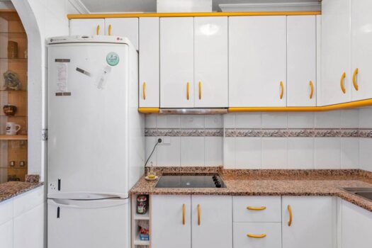 2 bedroom house with pool, garage and storage room