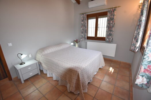 7 bedroom Finca for sale in Catral