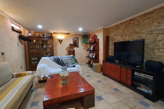 5 bedroom Villa for sale in Torrevieja