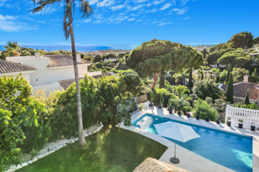 4 Bed Detached Villa for sale in Elviria, Costa del Sol