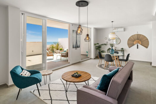 3 Bed Penthouse Apartment for sale in Estepona, Costa del Sol