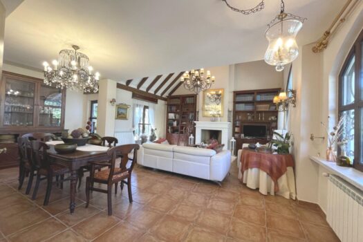 5 bedroom Villa for sale in Torrevieja