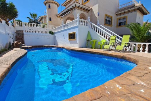3 bedroom Villa for sale in La Zenia