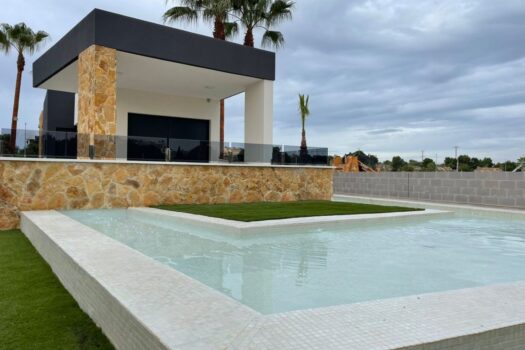 2 bedroom Penthouse for sale in Playa Flamenca