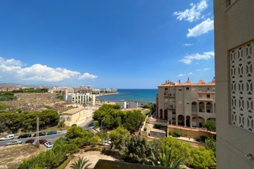 3 bedroom Apartment for sale in Alicante