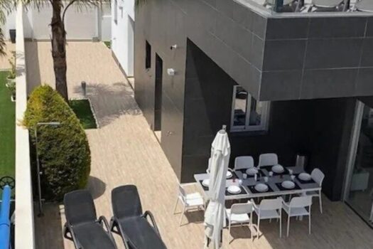 4 bedroom Villa for sale in Pilar de la Horadada