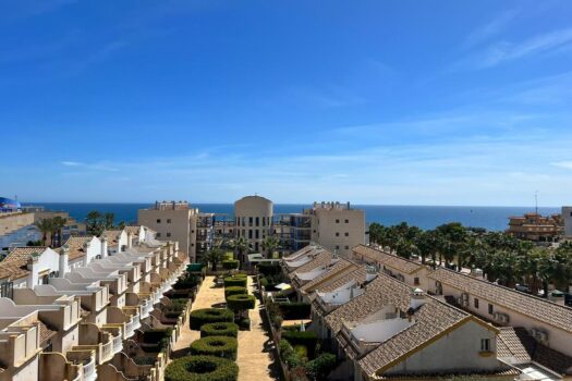 2 bedroom Penthouse for sale in Cabo Roig
