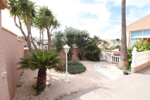 3 bedroom Villa for sale in Torrevieja