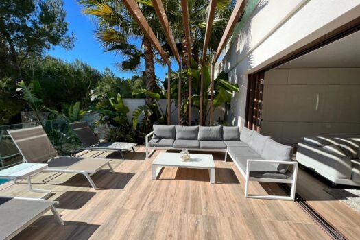 4 bedroom Villa for sale in Las Colinas Golf Resort