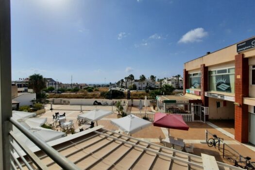 Commercial for sale in Villamartin