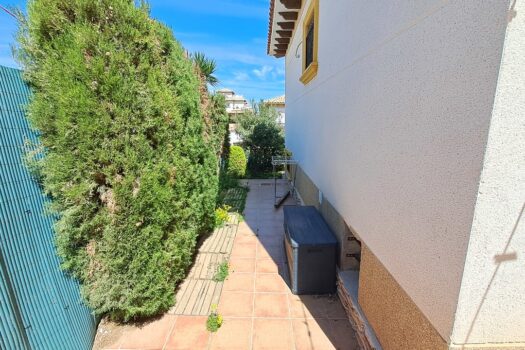 3 bedroom Villa for sale in La Zenia