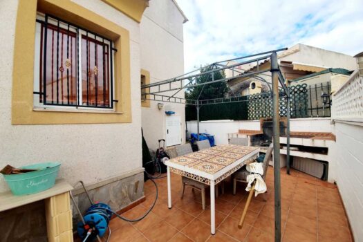 3 bedroom Villa for sale in Polop